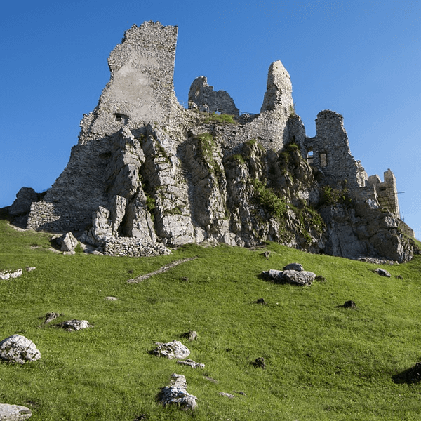 Archeologický workshop na hrade Hrušov