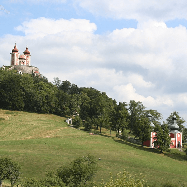 Zvedavkovia a ich túlavé topánky